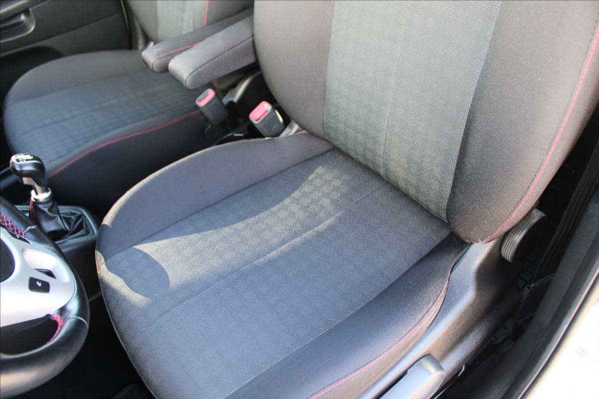 2016 Kia VENGA - 17