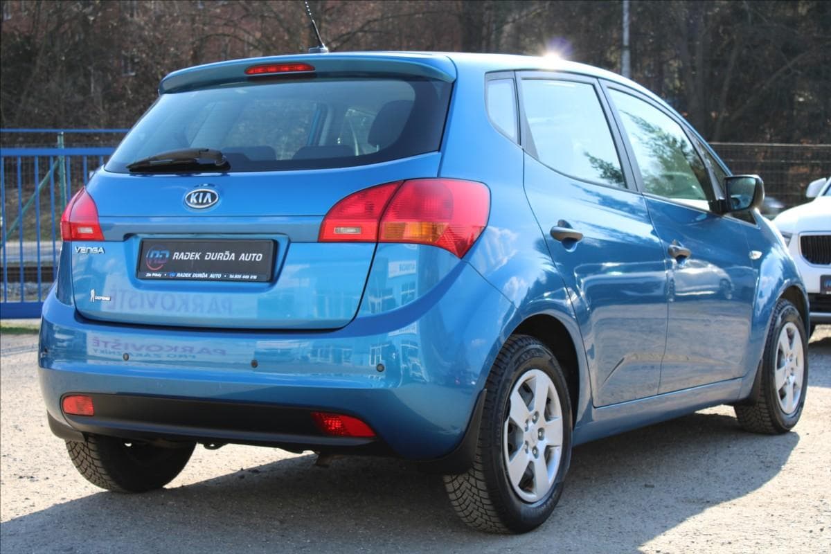 2011 Kia Venga - 9