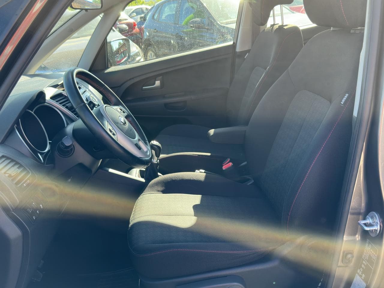 2018 Kia VENGA - 9