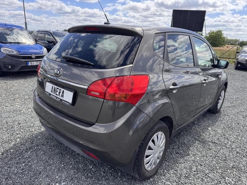 2015 Kia VENGA - 6