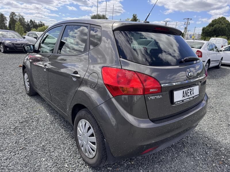 2015 Kia VENGA - 5