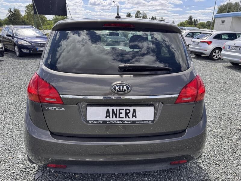 2015 Kia VENGA - 4