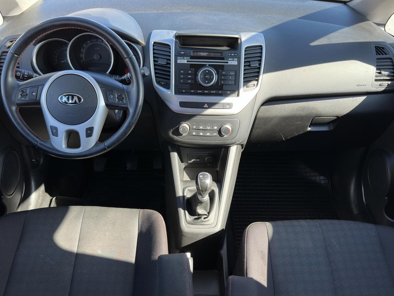 2018 Kia VENGA - 8