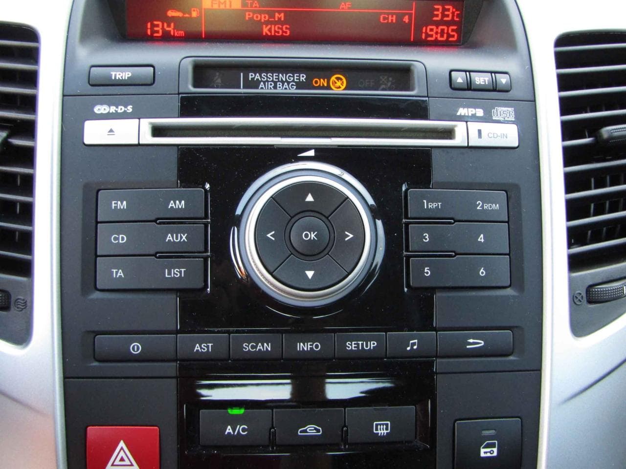 2012 Kia VENGA - 14