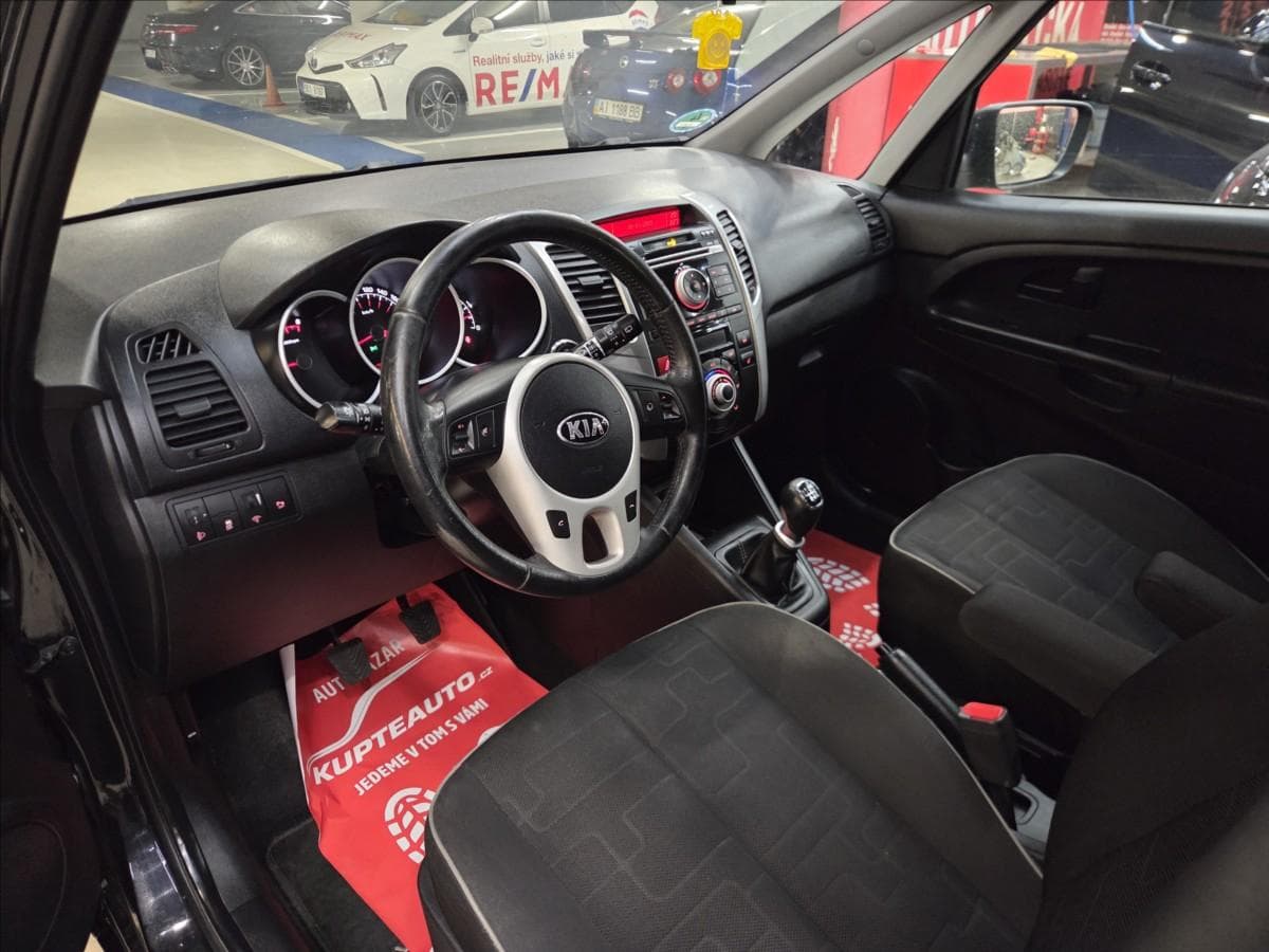 2013 Kia VENGA - 5