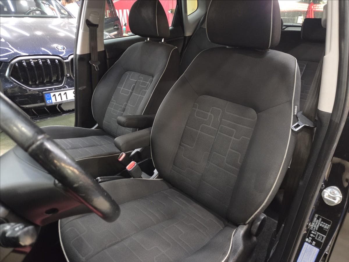 2013 Kia VENGA - 20