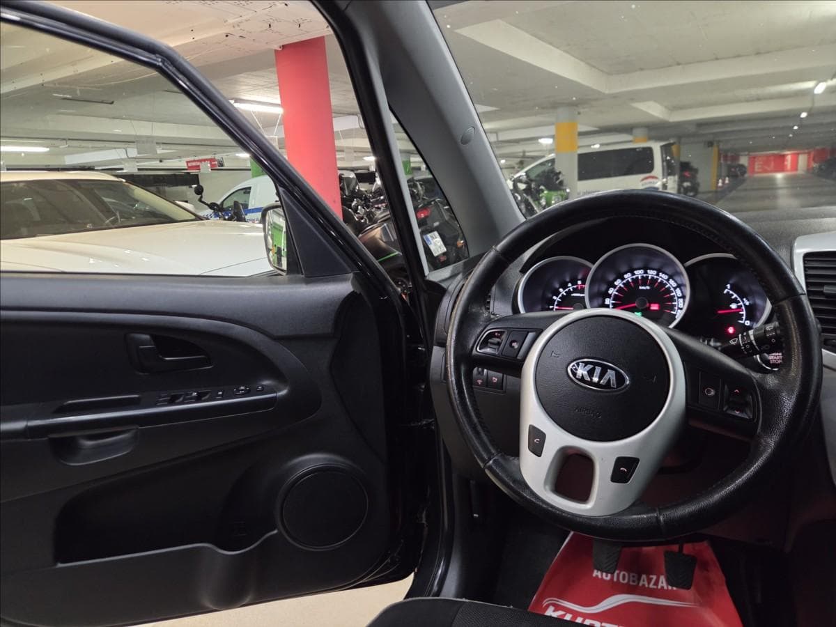 2013 Kia VENGA - 7