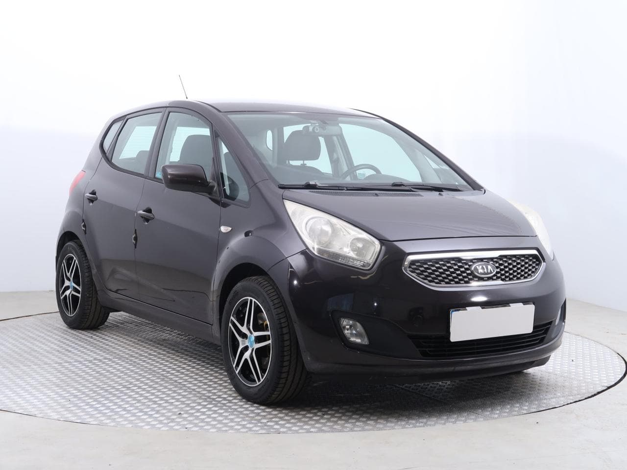2010 Kia VENGA