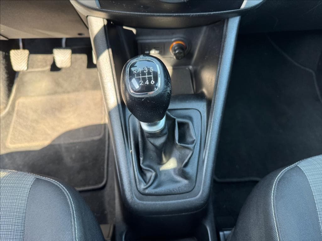 2012 Kia VENGA - 19