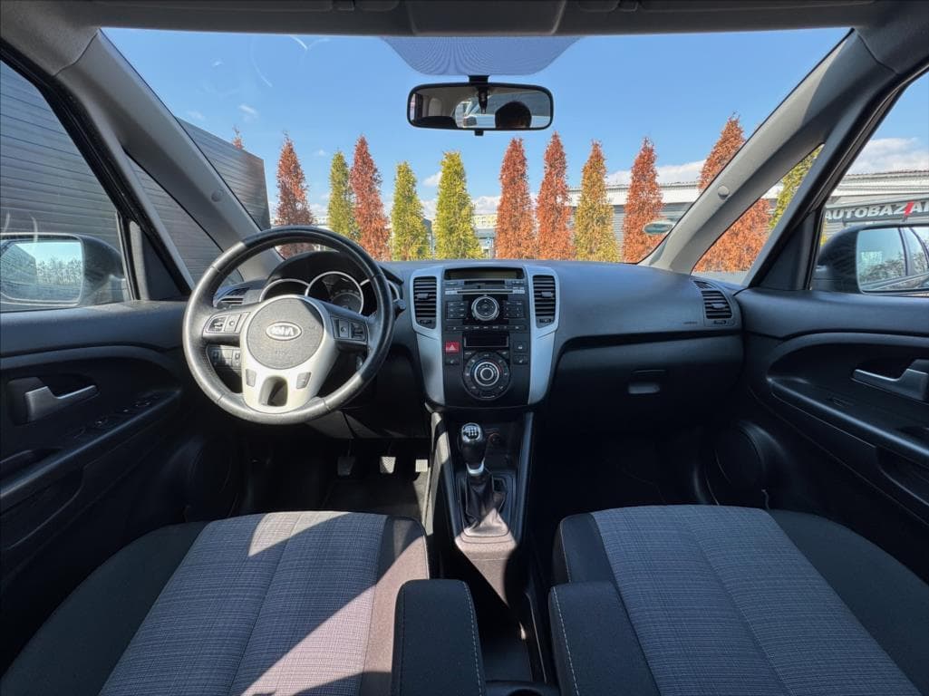 2012 Kia VENGA - 14
