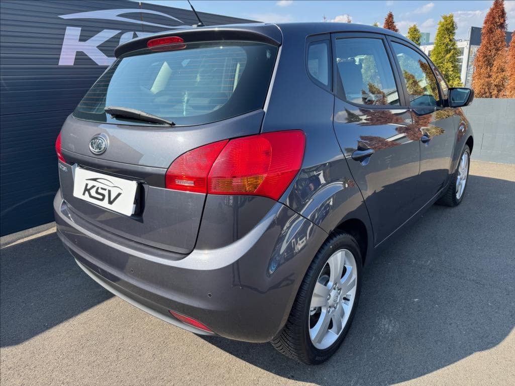 2012 Kia VENGA - 7