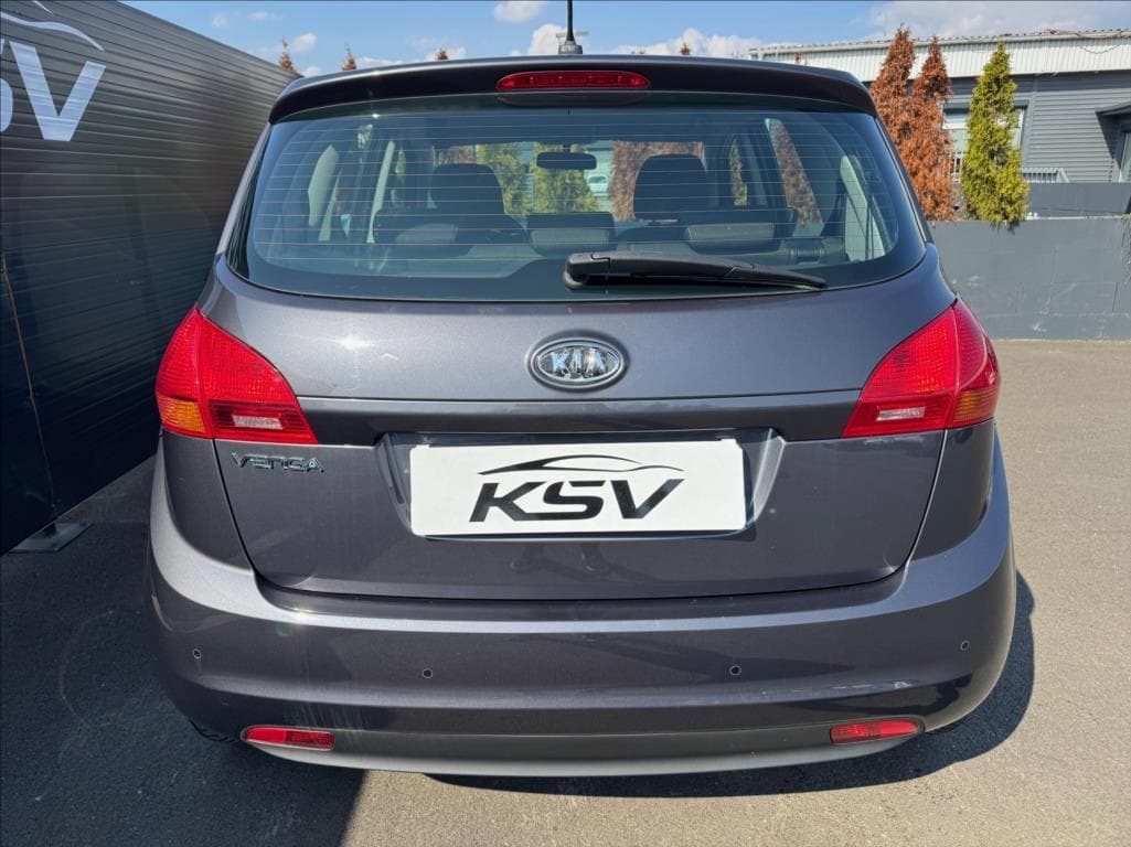 2012 Kia VENGA - 8