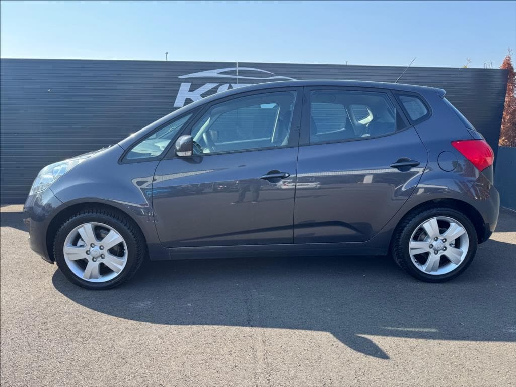 2012 Kia VENGA - 10