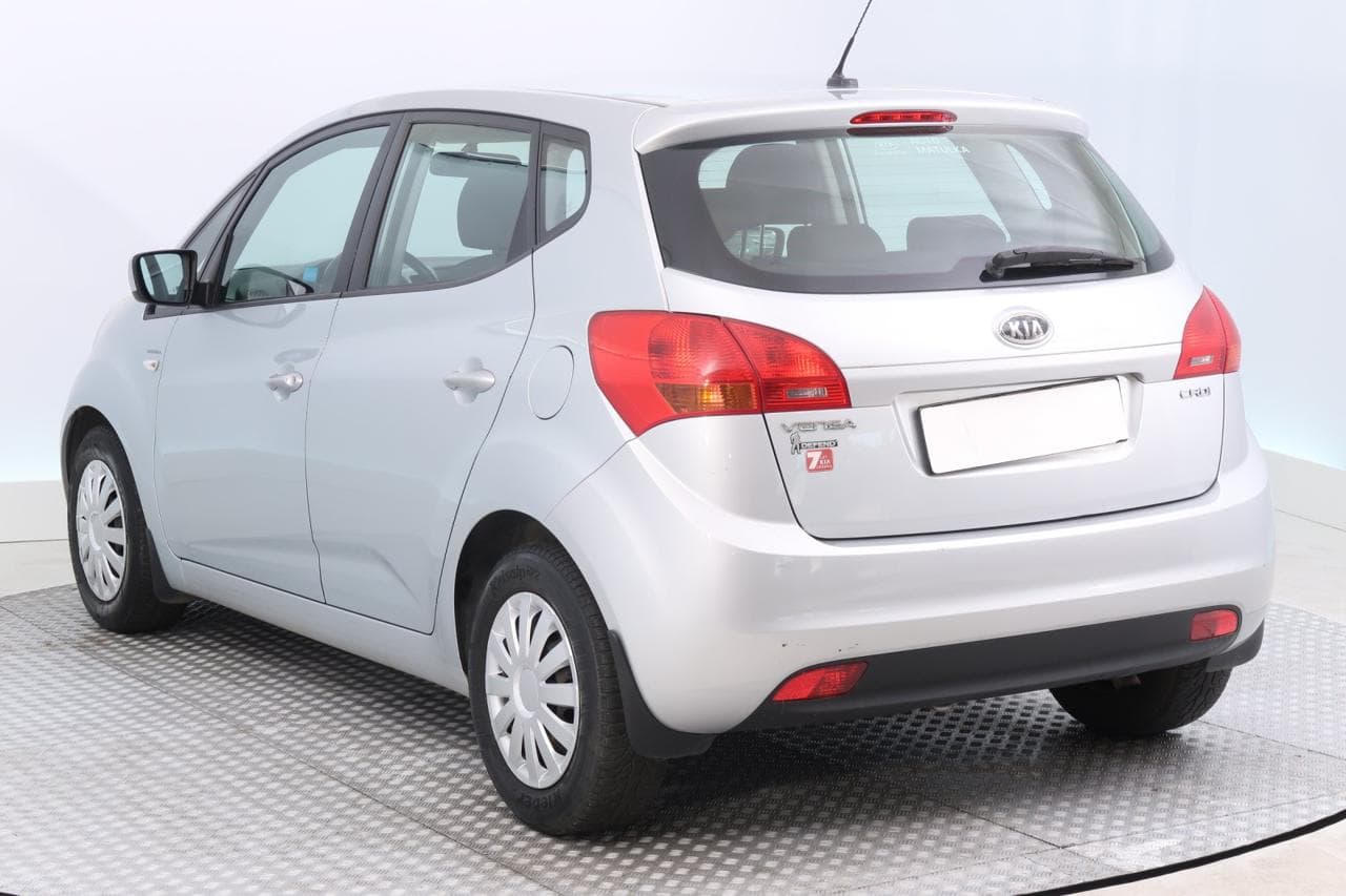 2010 Kia VENGA - 5