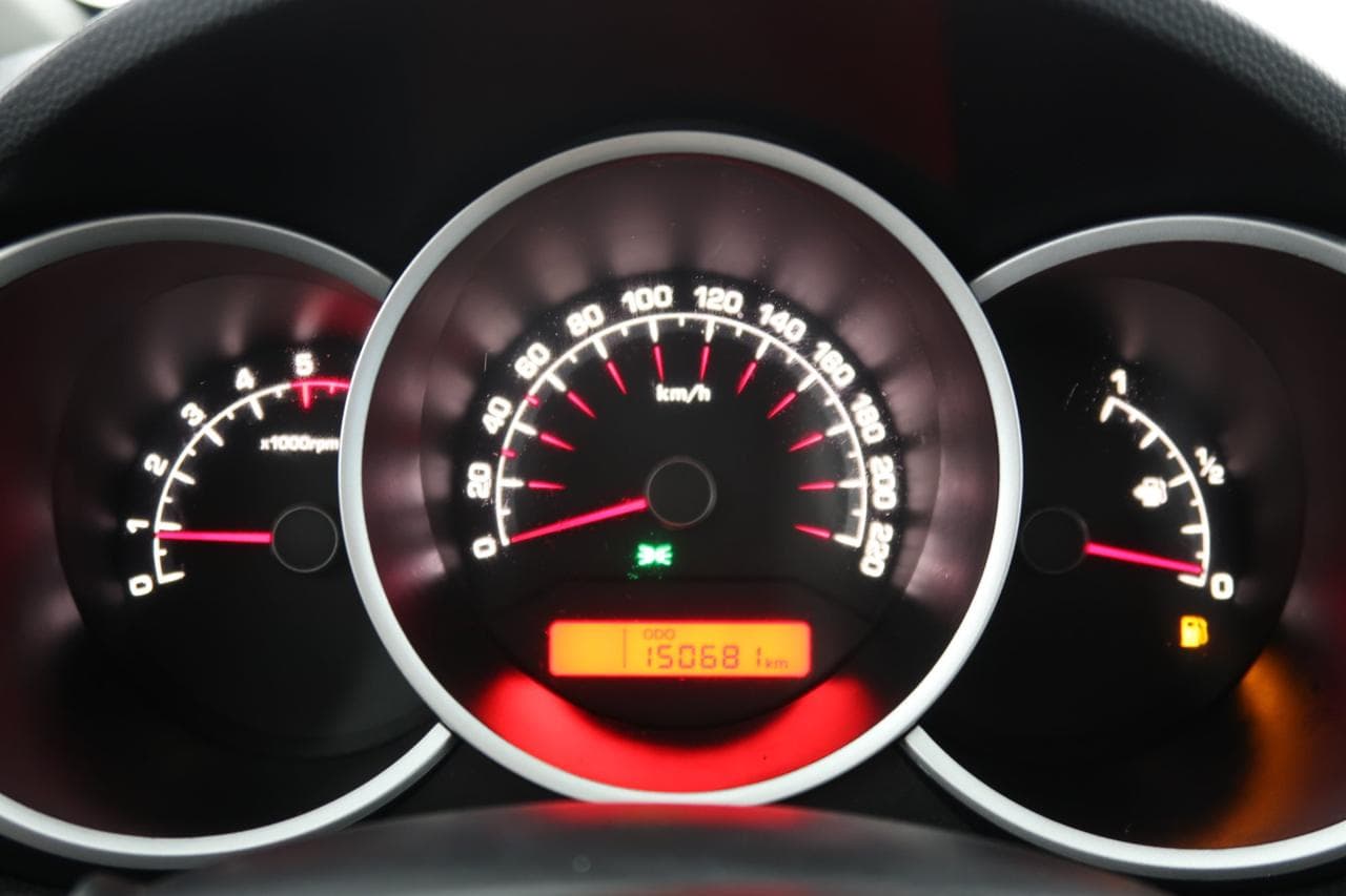 2010 Kia VENGA - 17