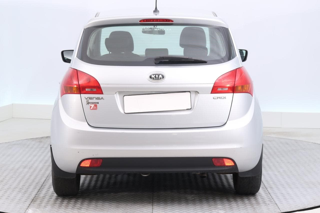 2010 Kia VENGA - 6