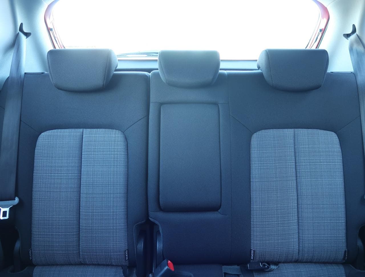 2010 Kia VENGA - 23