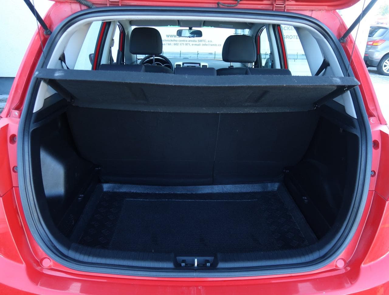 2010 Kia VENGA - 33
