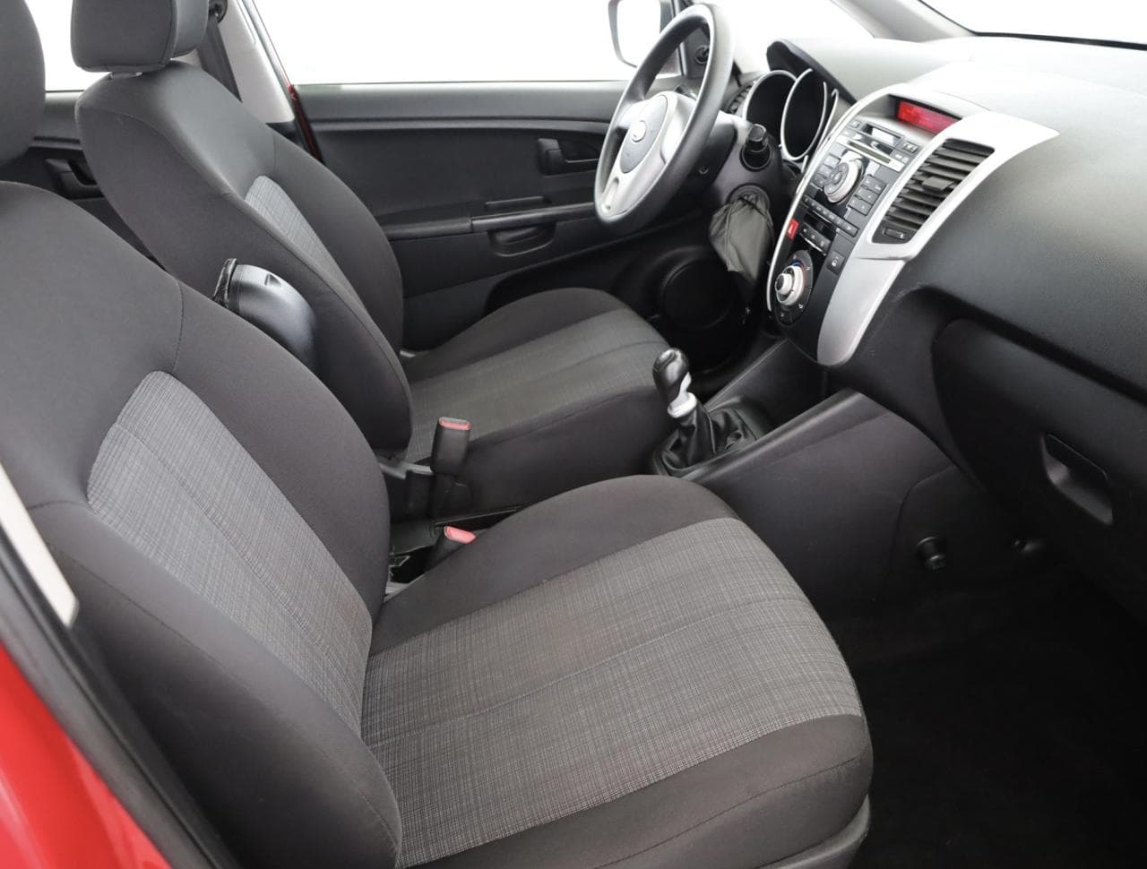 2010 Kia VENGA - 10