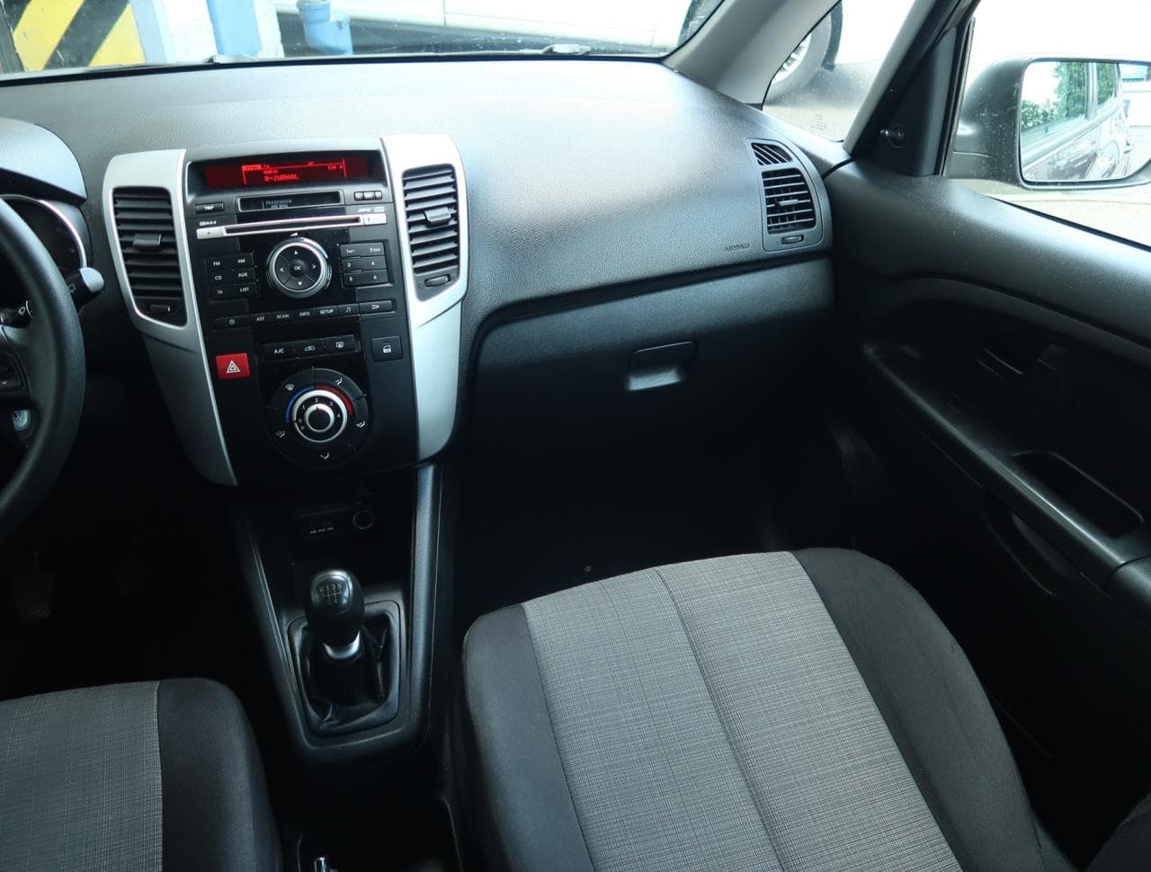 2012 Kia VENGA - 19