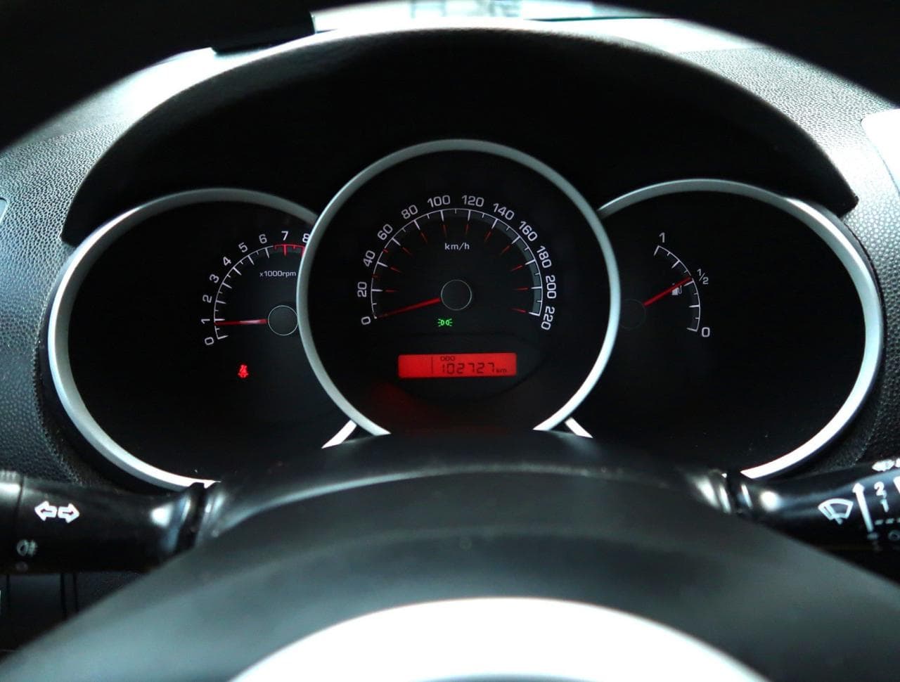 2012 Kia VENGA - 31