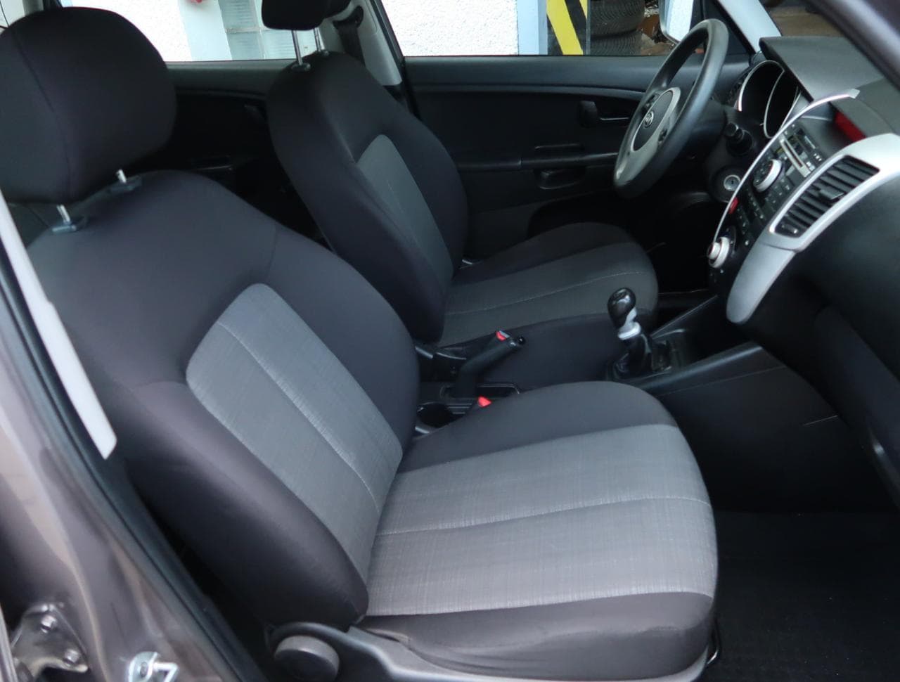 2012 Kia VENGA - 21