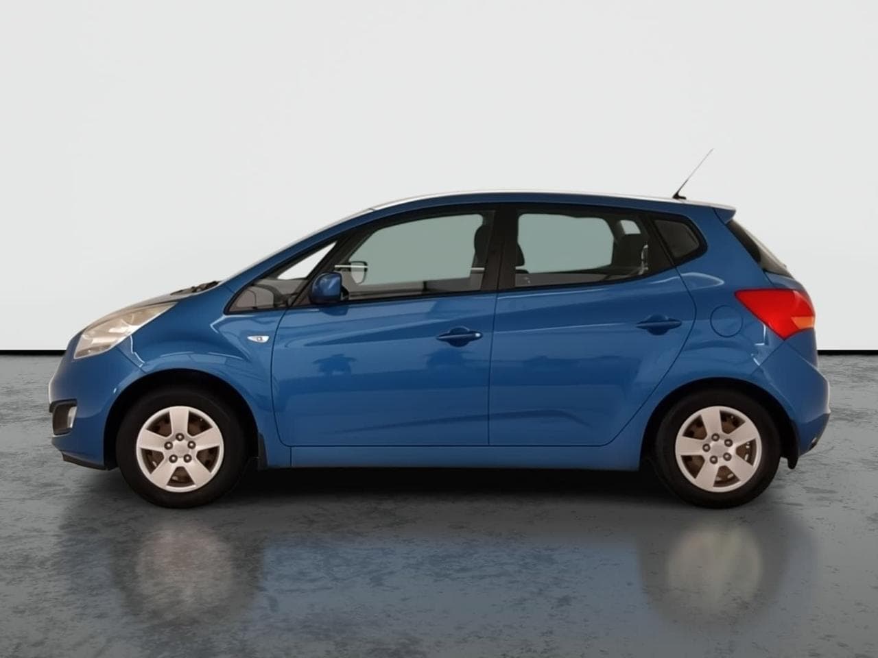 2010 Kia VENGA - 4