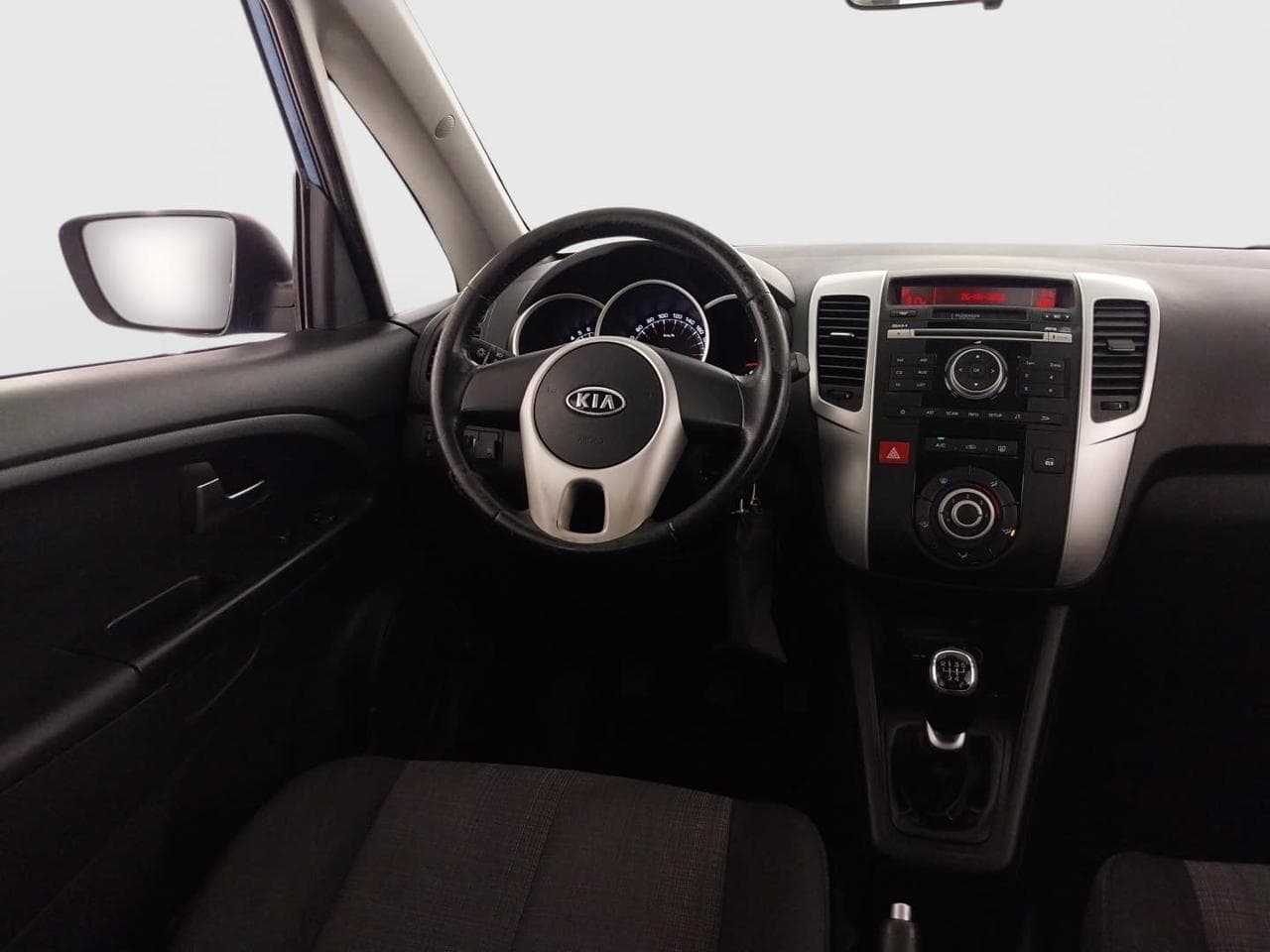 2010 Kia VENGA - 9