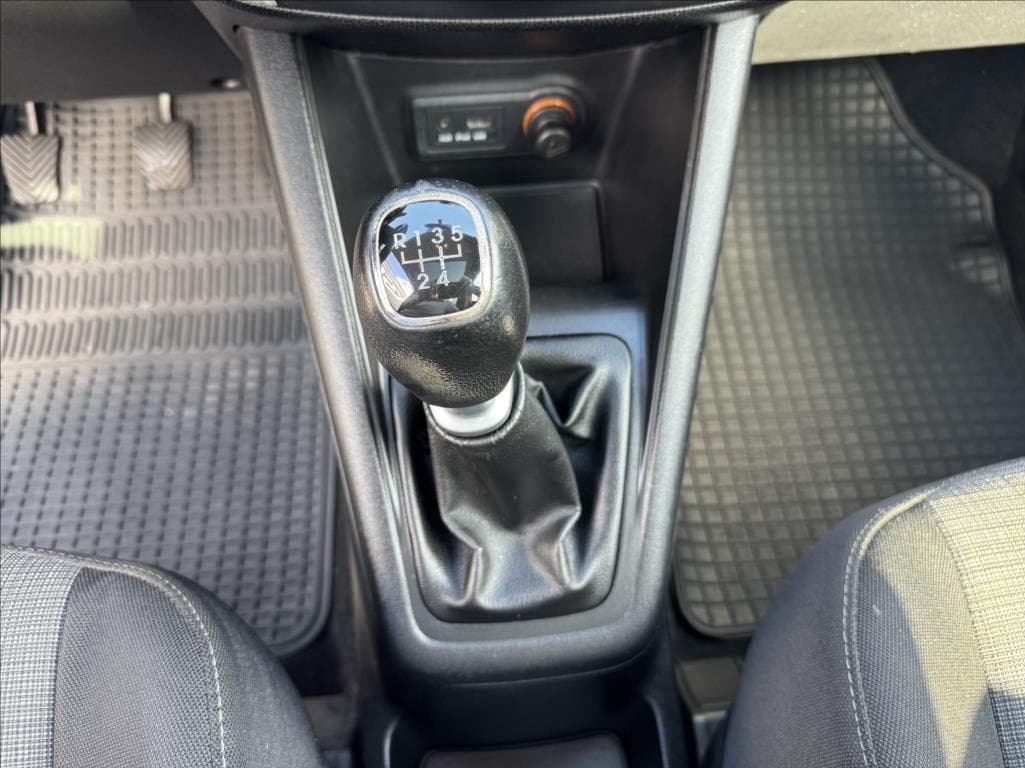 2011 Kia VENGA - 19