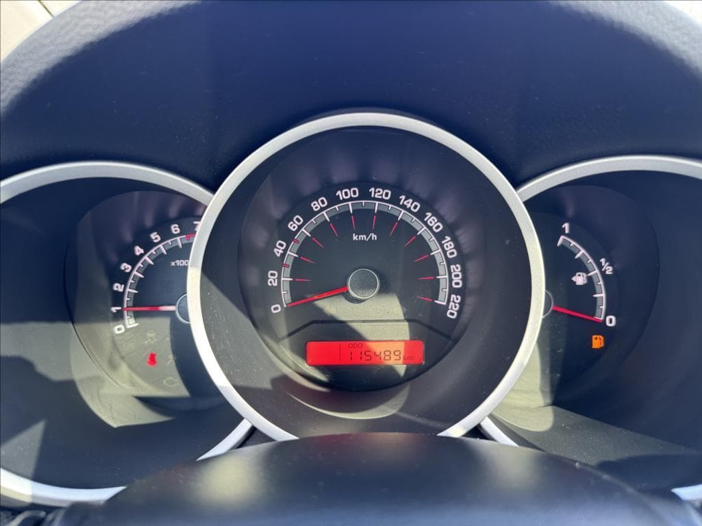 2011 Kia VENGA - 17