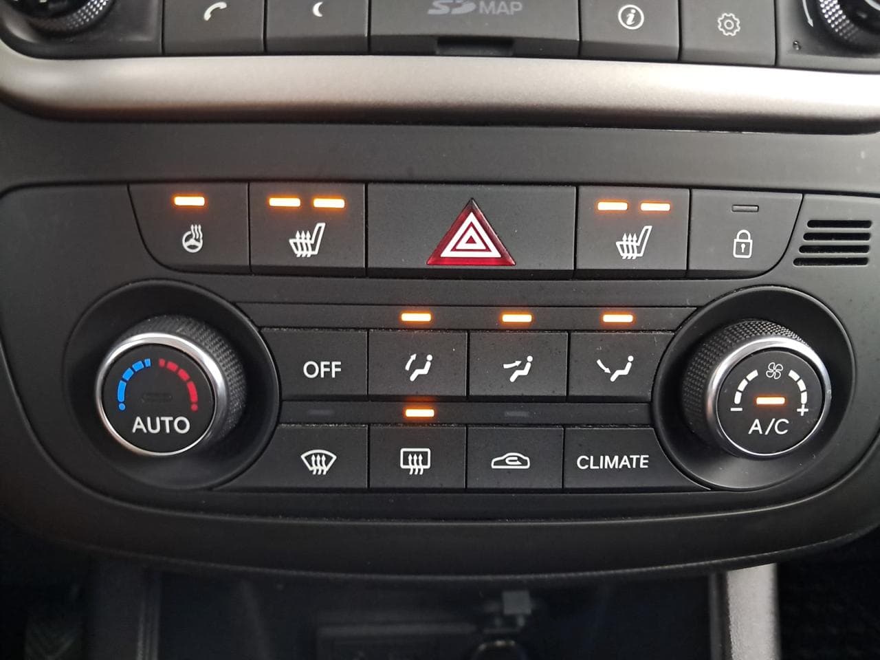 2019 Kia VENGA - 19