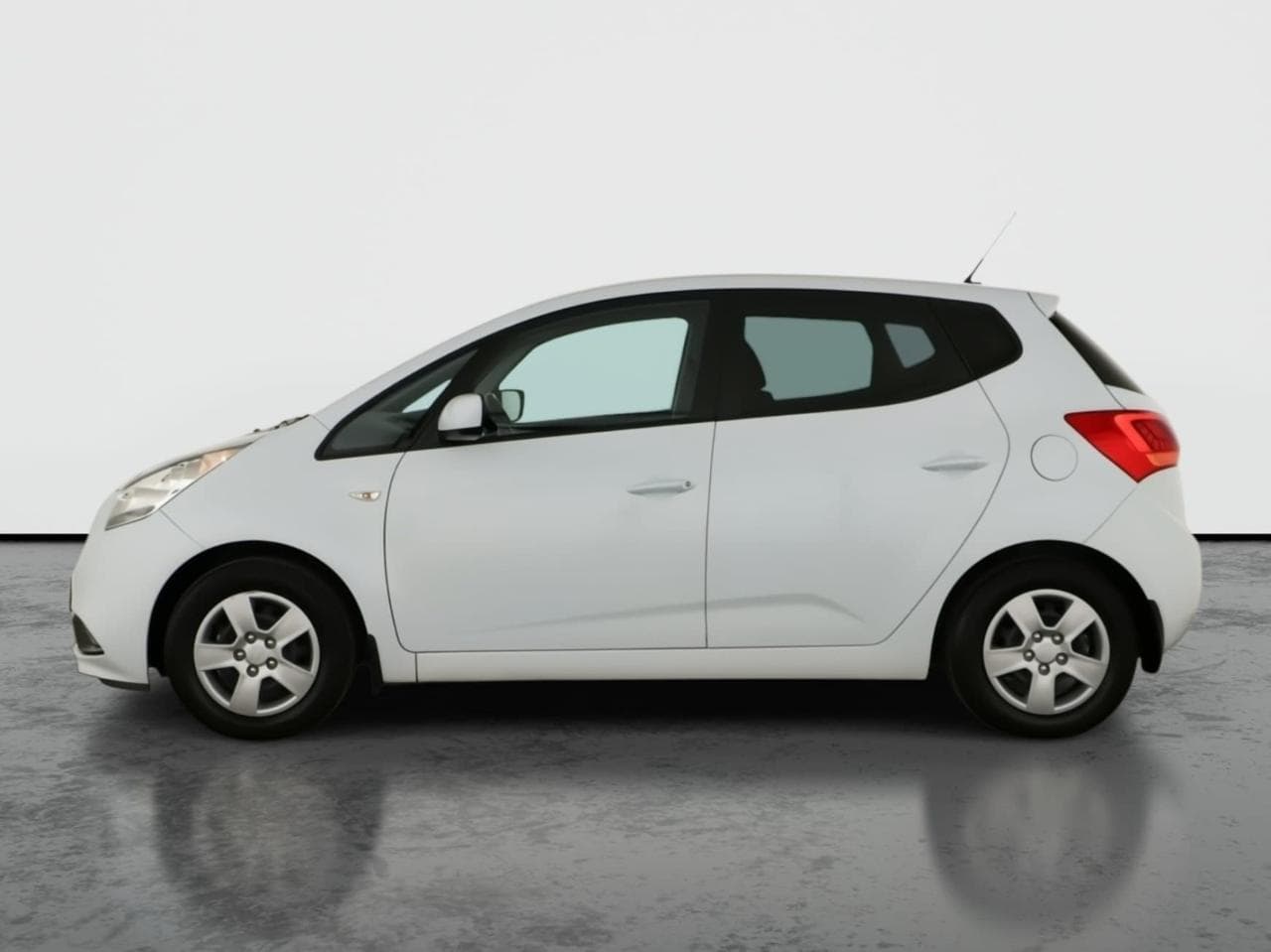 2018 Kia VENGA - 4