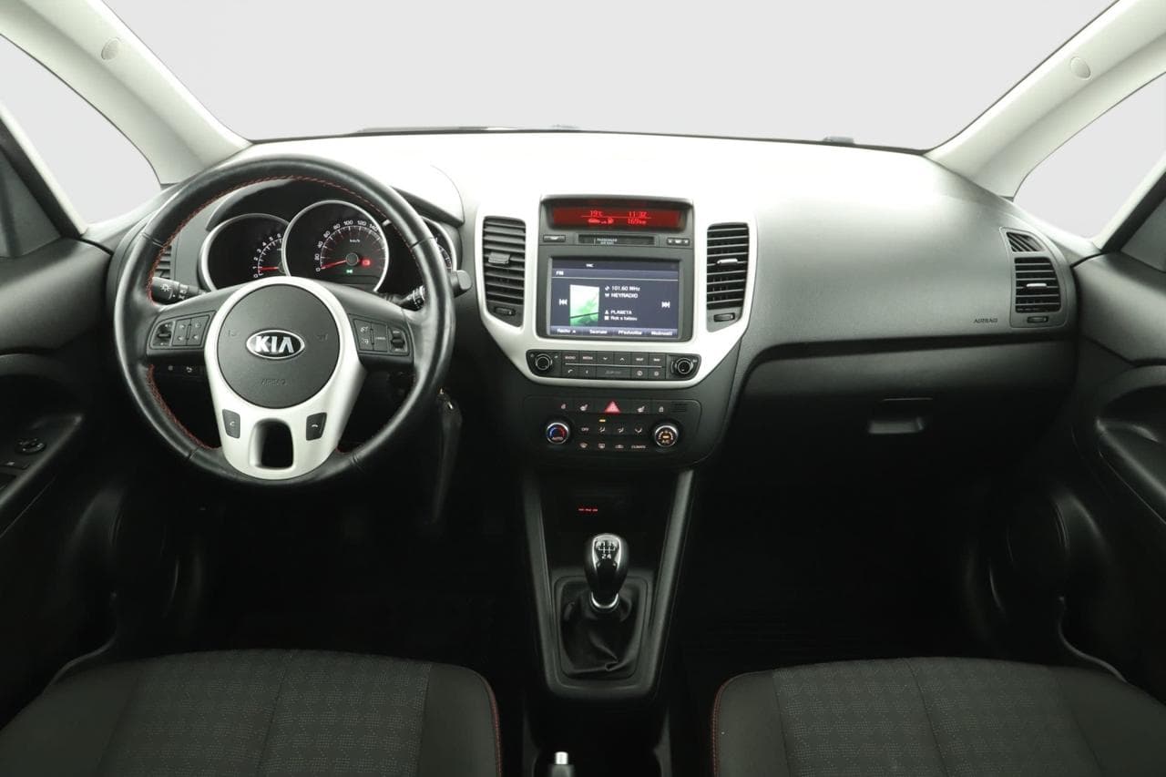 2018 Kia VENGA - 9