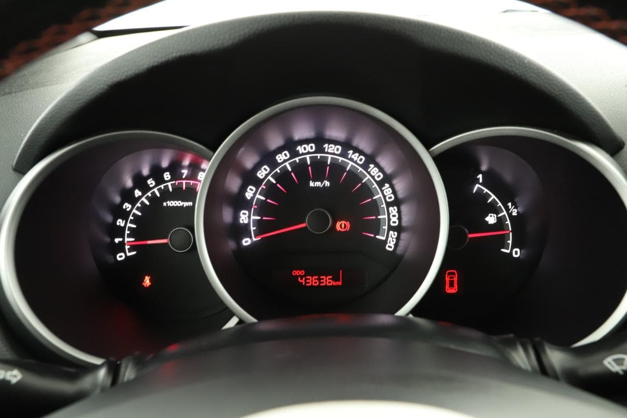 2018 Kia VENGA - 14
