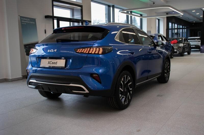 2026 Kia XCEED - 4