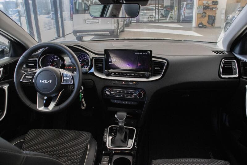 2026 Kia XCEED - 8