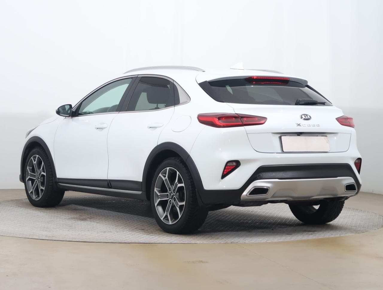2020 Kia XCEED - 5