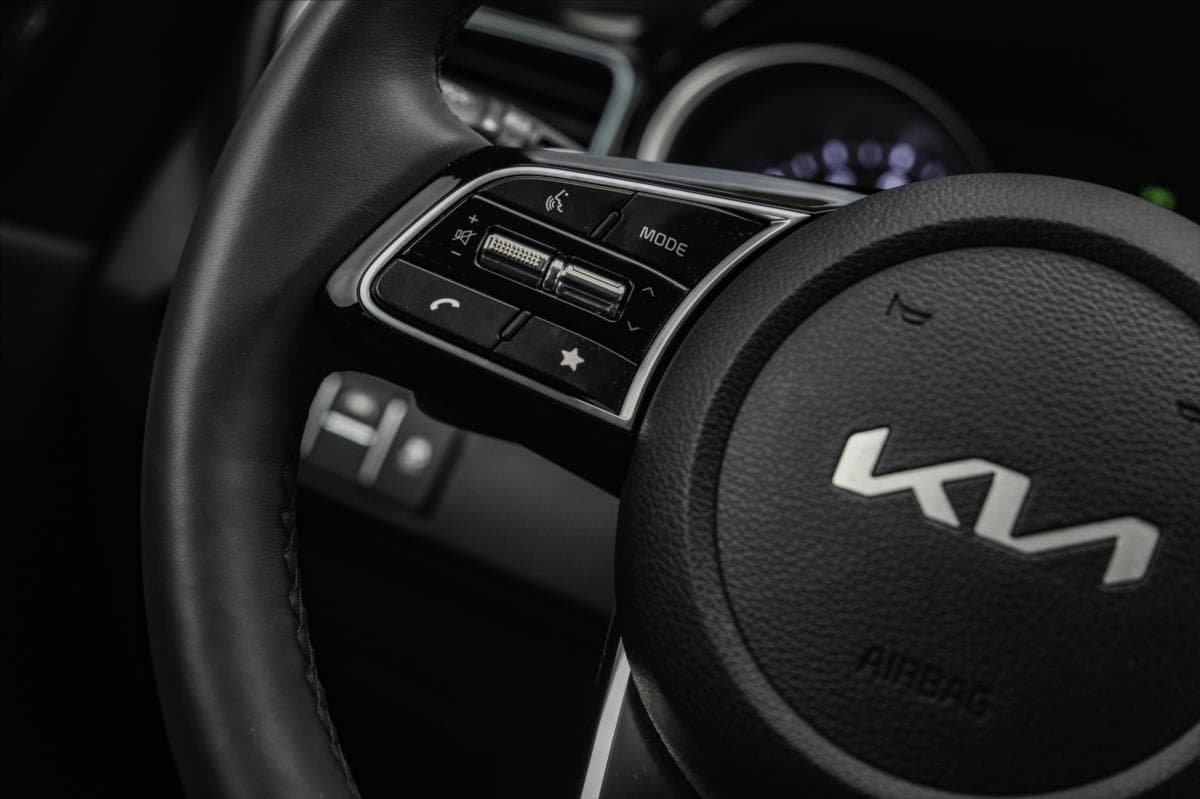 2025 Kia XCEED - 18