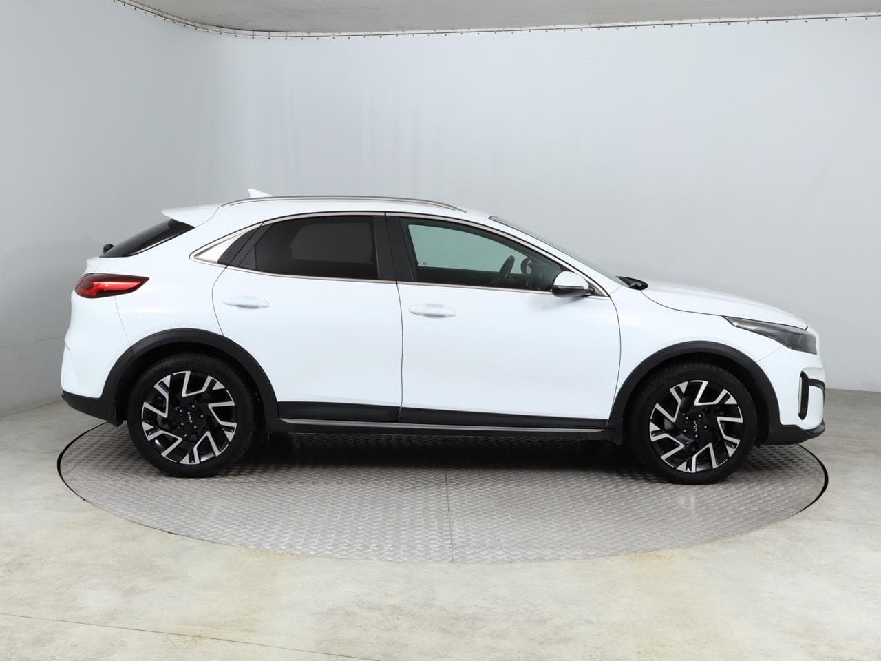 2024 Kia Xceed - 8