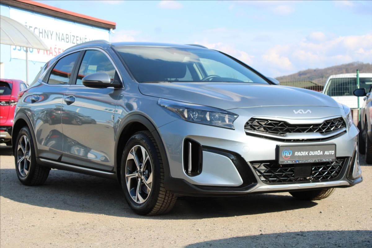 2023 Kia XCEED - 3