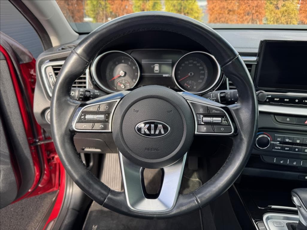 2020 Kia XCEED - 16