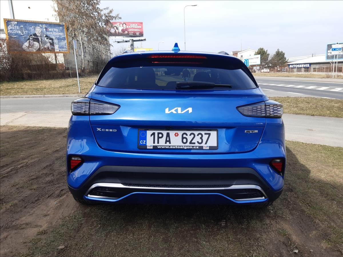 2025 Kia XCEED - 7