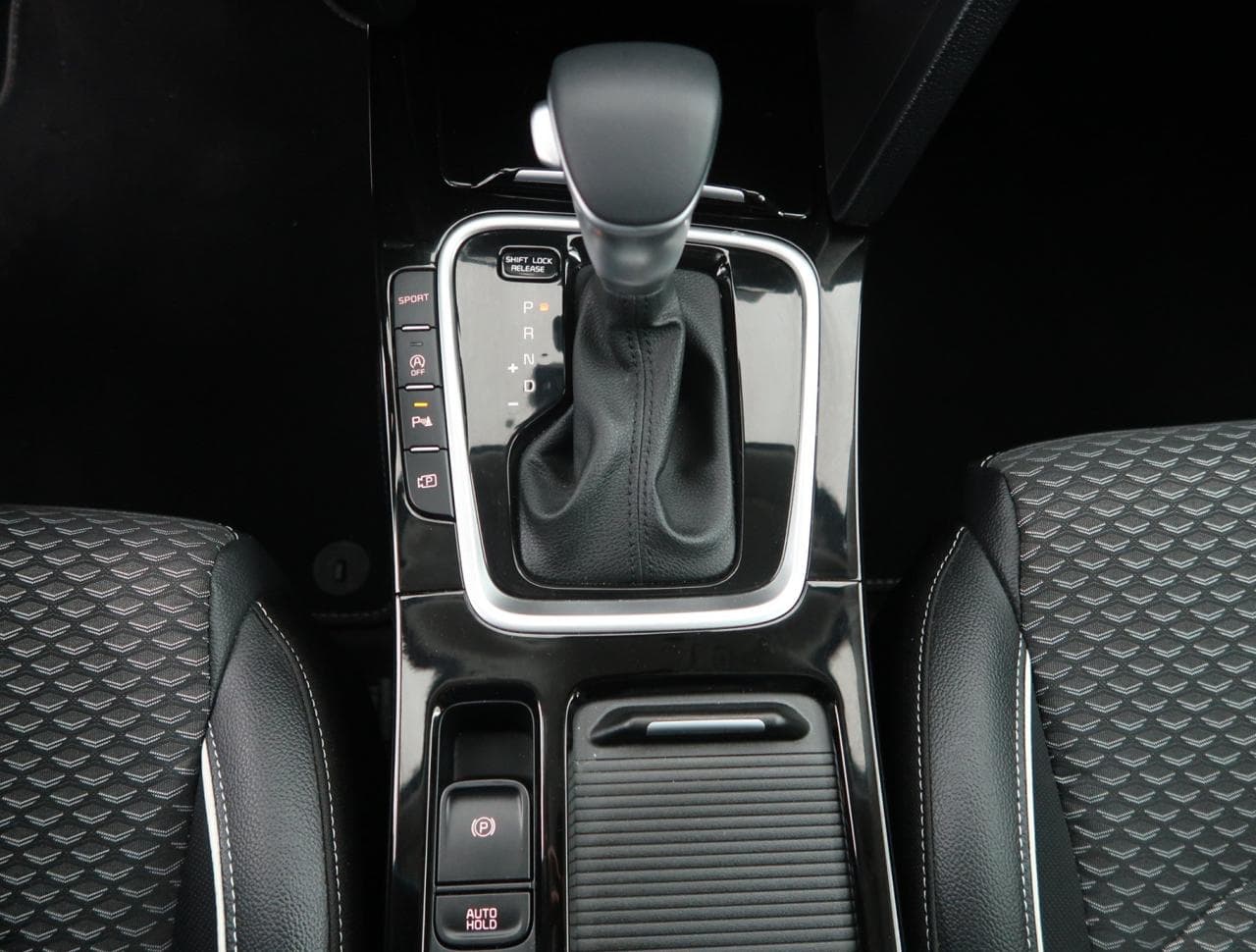 2025 Kia XCEED - 21