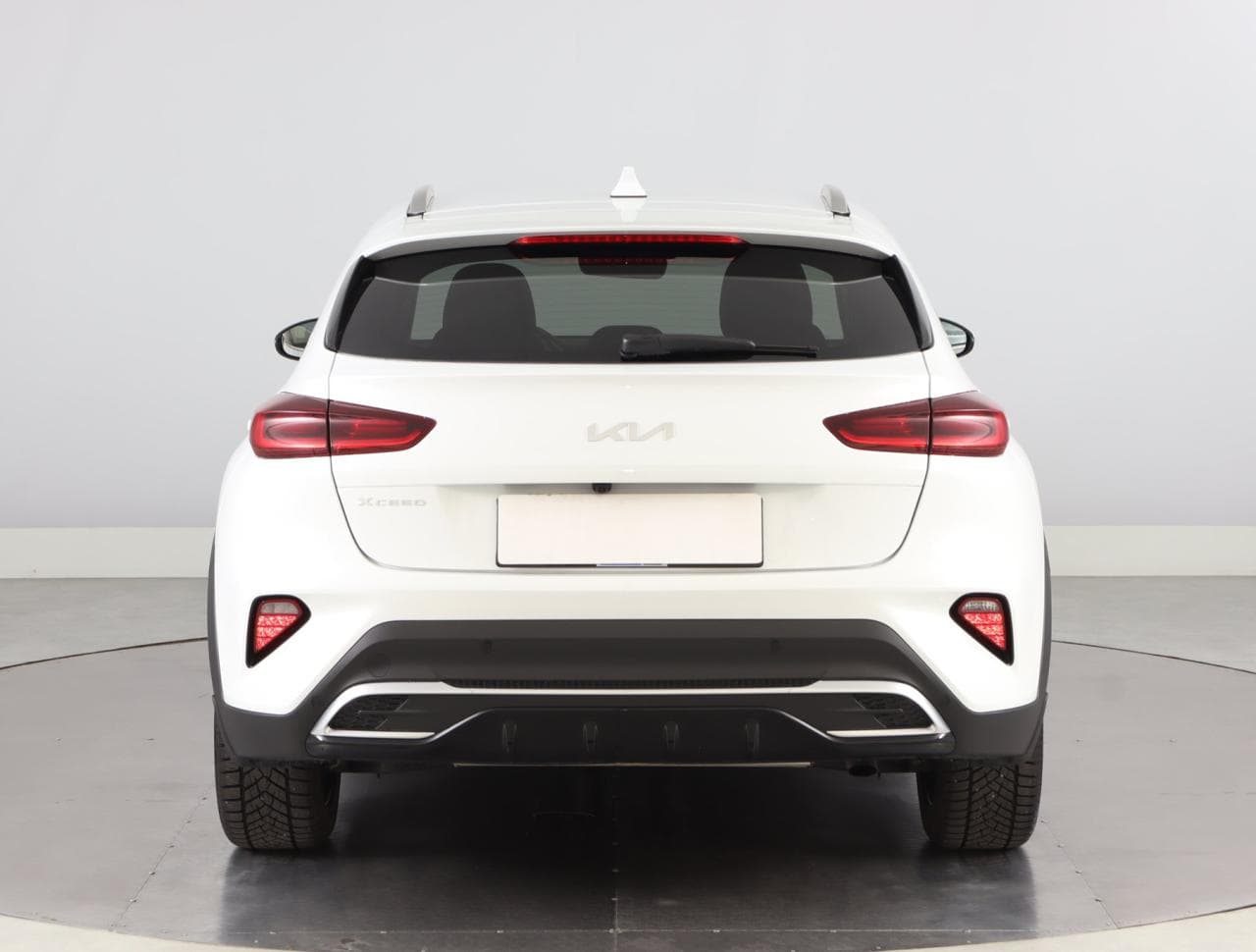 2025 Kia XCEED - 10