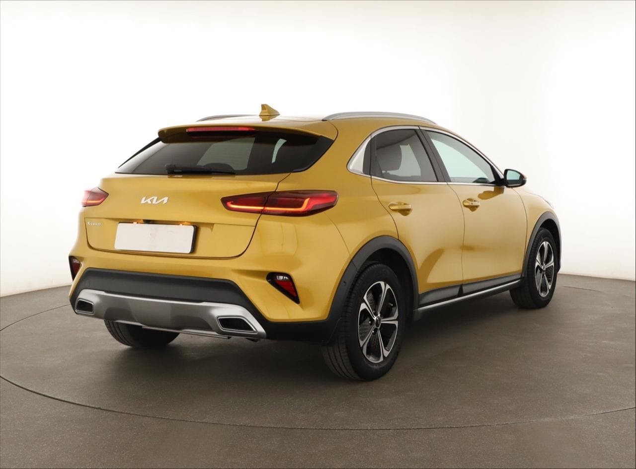 2022 Kia XCEED - 7