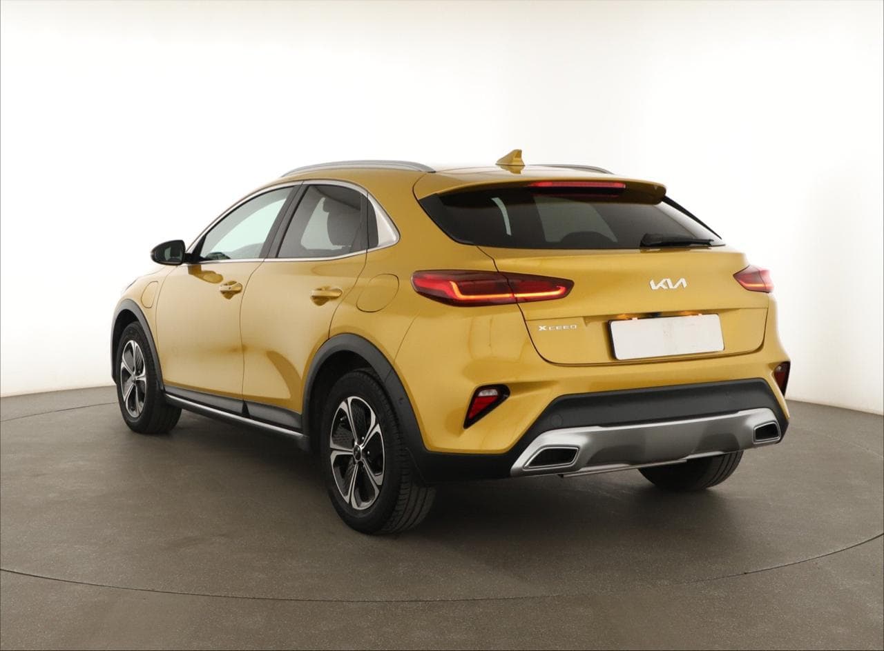 2022 Kia XCEED - 5