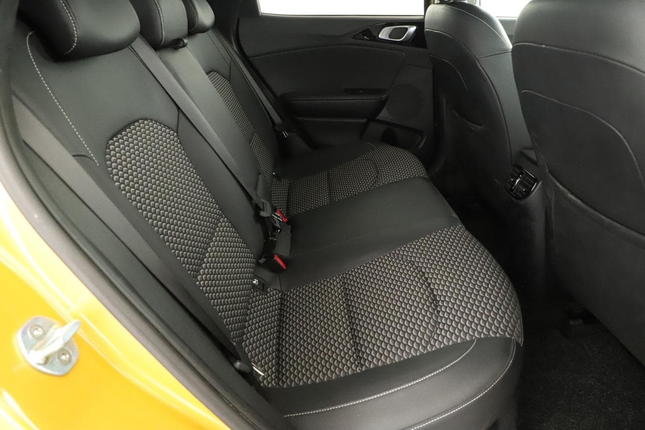 2022 Kia XCEED - 11