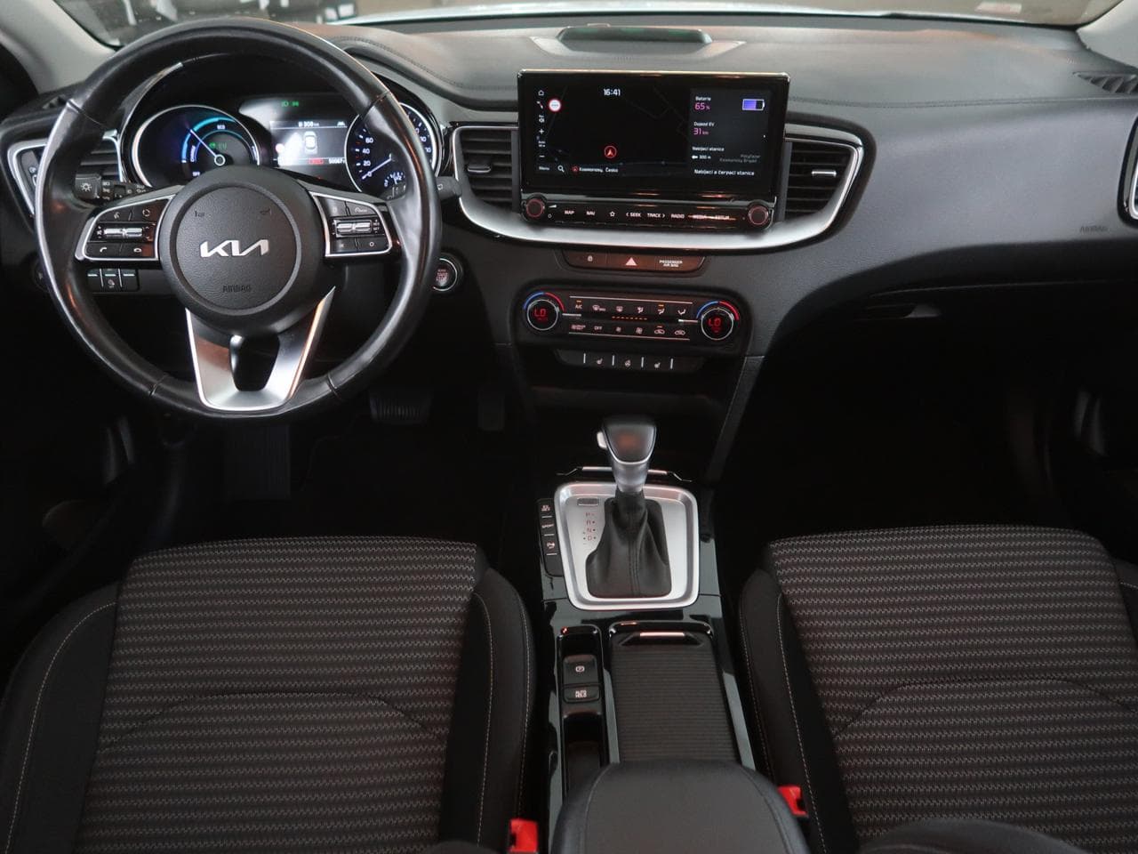 2022 Kia XCEED - 10