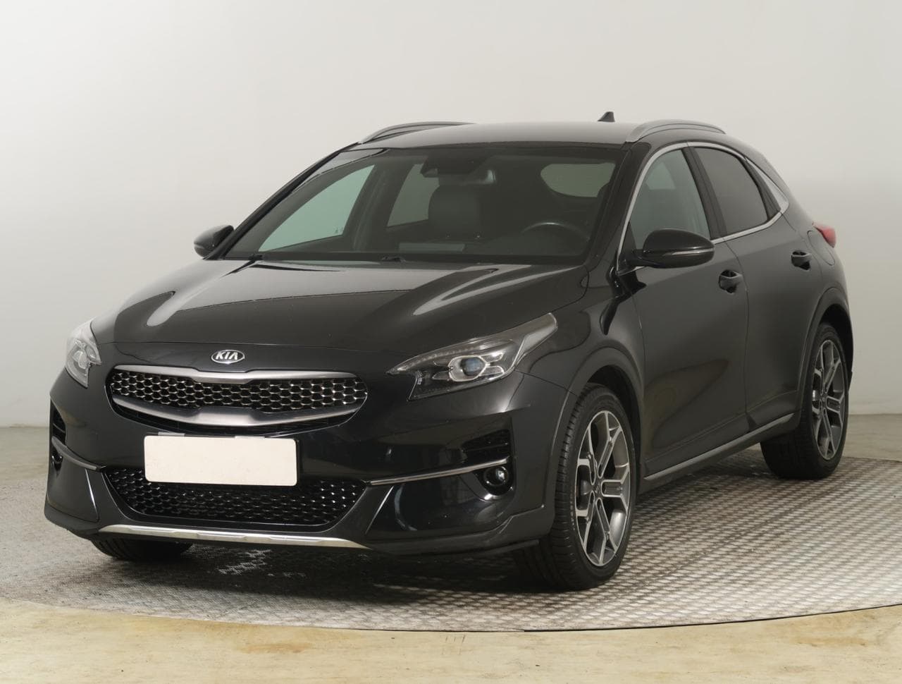 2019 Kia XCEED - 3
