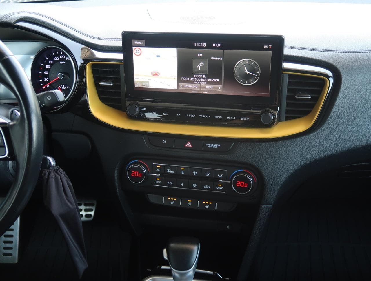 2019 Kia XCEED - 18